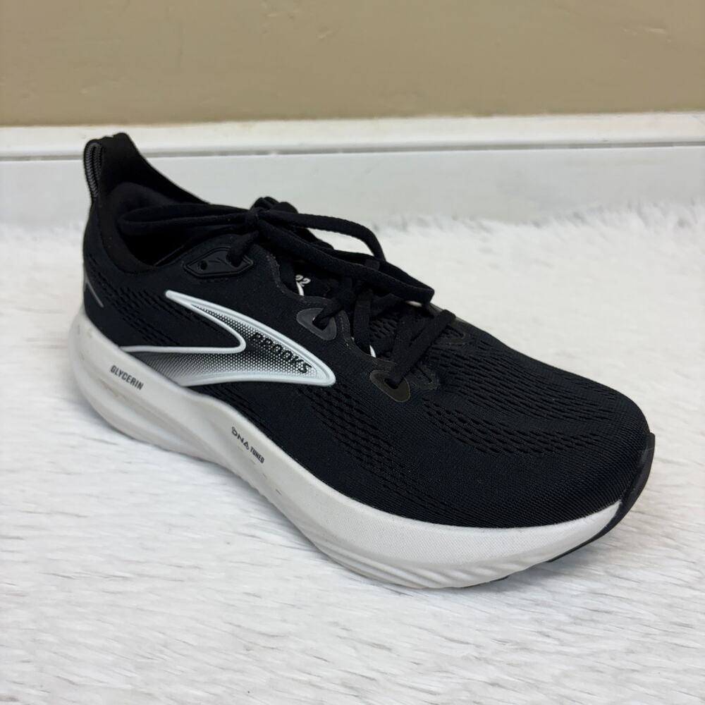 NIB Brooks Black and White Glycerin 2 Running and Walking Shoe Size 8.5